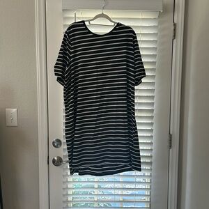 Kim Rogers striped t shirt dress